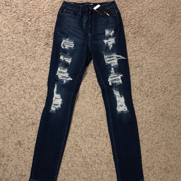 High Rise Distressed Jeans - Picture 6 of 9